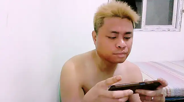 Snapshot of SirViceBoy2020 chatting on 12.17.24 SirViceBoy2020 online show from 12.17.24