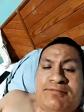 Snapshot of gusaven chatting on 03.09.25 gusaven online show from 03.09.25