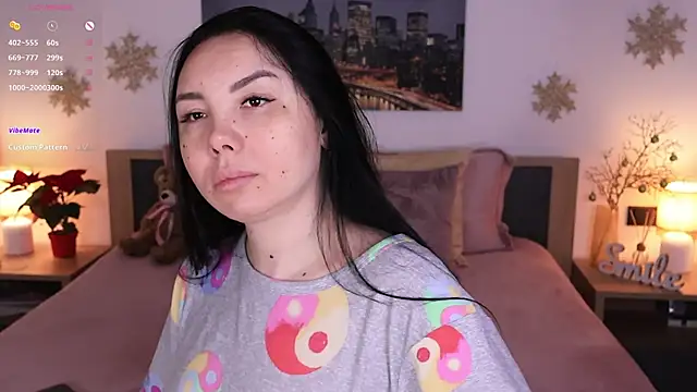 Snapshot of Leila__Sweet chatting on 12.20.24 Leila Sweet online show from 12.20.24