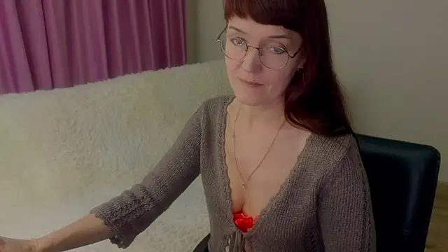Snapshot of Fritha chatting on 05.01.26 Fritha online show from 05.01.26