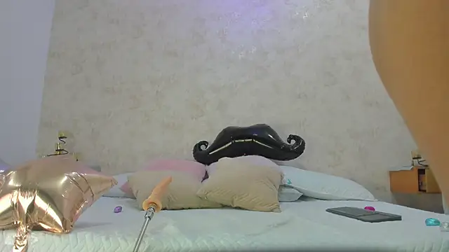 cristinapuerta  online show from 03.21.26