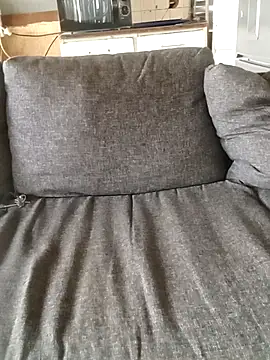 Snapshot of 2soyte chatting on 09.21.25 2soyte online show from 09.21.25