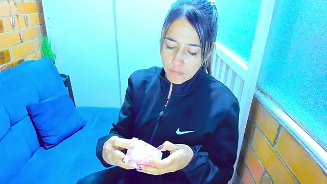 Penelope47 online show from 12.18.24