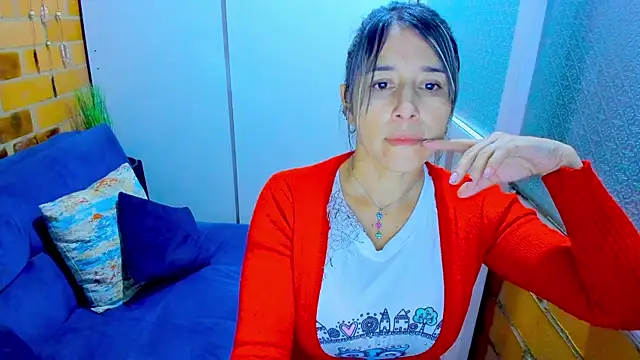 Penelope47 online show from 01.17.25