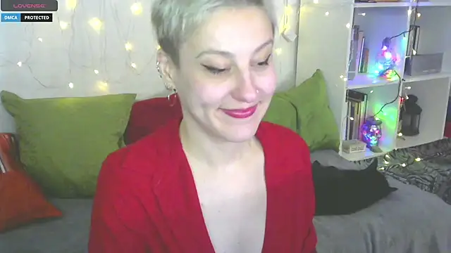 Snapshot of MartaBounty chatting on 05.25.26 MartaBounty online show from 05.25.26