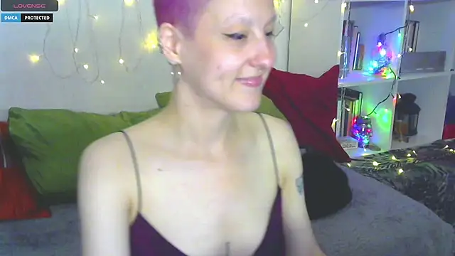 Snapshot of MartaBounty chatting on 06.14.26 MartaBounty online show from 06.14.26