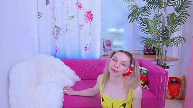 Snapshot of The_Deep_Passion chatting on 02.05.25 The Deep Passion online show from 02.05.25