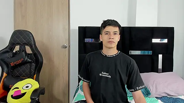 Dimitrixxx   online show from 09.22.25