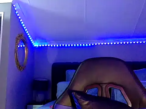 BOOTYBANGER24xx online show from 09.19.25