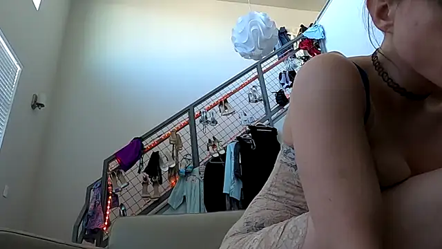 TheDaisyChaos online show from 01.06.25