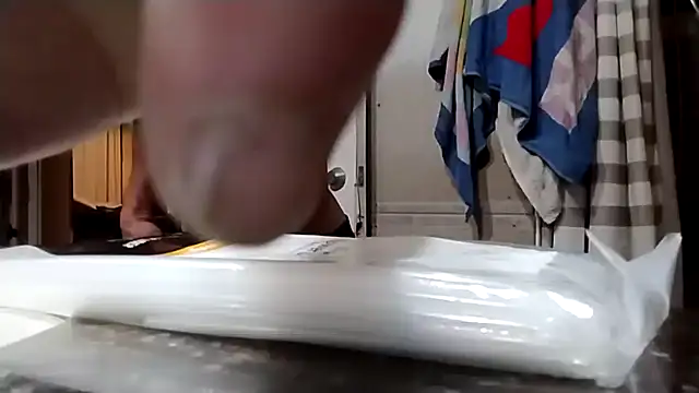 Snapshot of ThickDMatty@xh chatting on 12.09.24 ThickDMattyxh online show from 12.09.24