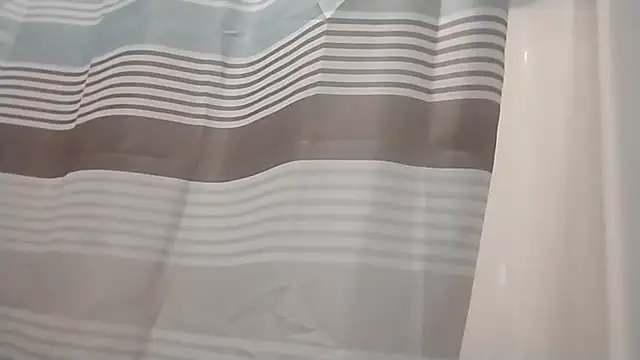 Snapshot of ThickDMatty@xh chatting on 02.14.25 ThickDMattyxh online show from 02.14.25