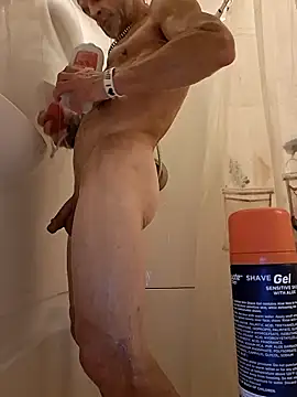 Snapshot of ThickDMatty@xh chatting on 11.02.25 ThickDMattyxh online show from 11.02.25