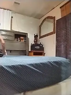 Snapshot of ThickDMatty@xh chatting on 11.04.25 ThickDMattyxh online show from 11.04.25