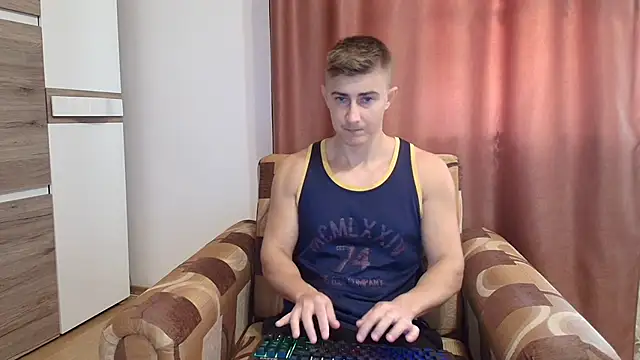 Todhorny9873 online show from 03.19.25