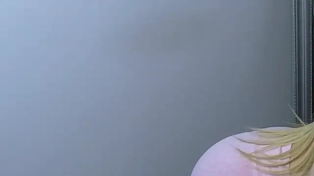 JuliaJuliette online show from 02.18.25