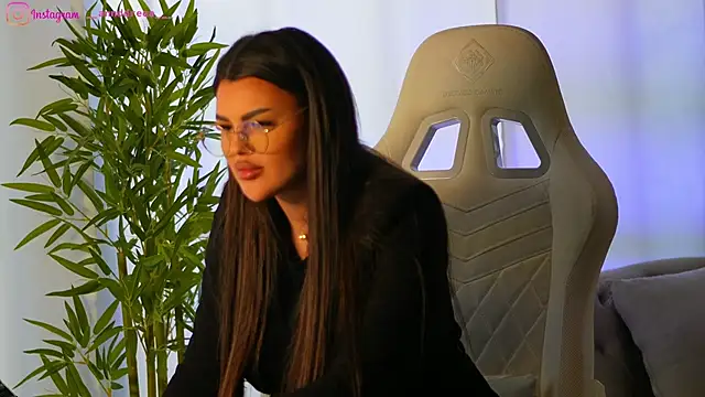 perfectt33n online show from 02.13.25