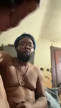 NympHoLuva online show from 04.30.26