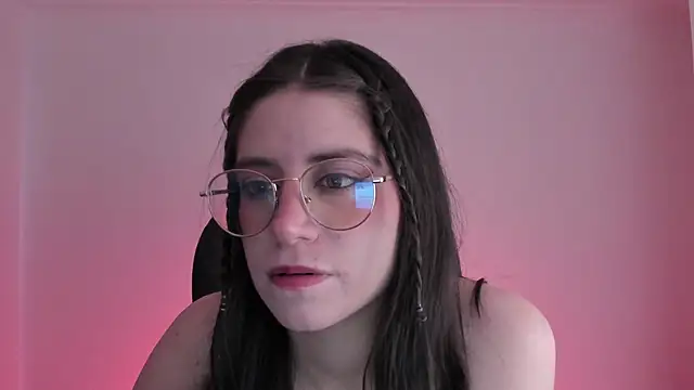 HazelKush online show from 10.28.25