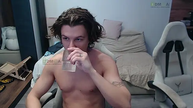 Sunny-Girl1 online show from 04.03.26