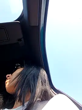 misscectito13 online show from 10.14.25