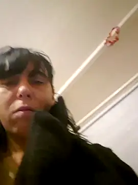 misscectito13 online show from 12.15.25