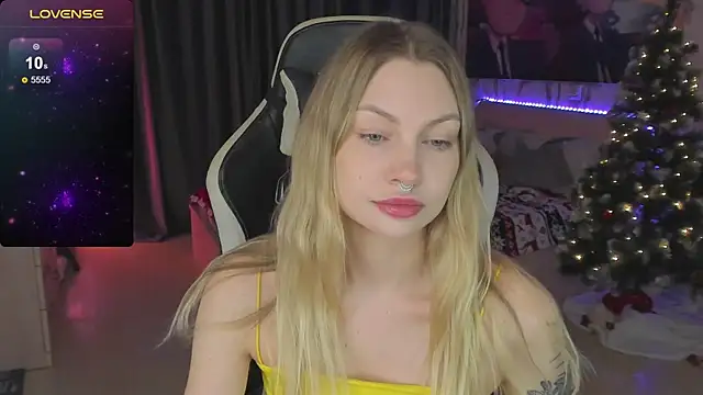 BiMolly online show from 02.28.25