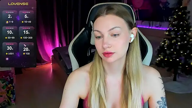 BiMolly online show from 12.20.25