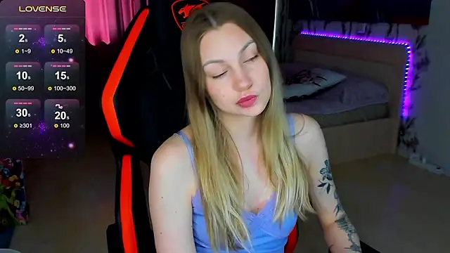 BiMolly online show from 03.23.26