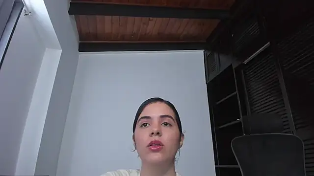 Snapshot of mia_collins_x chatting on 10.24.25 mia collins x online show from 10.24.25