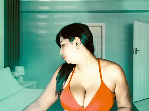 apishkagalmon online show from 04.11.26