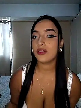 Snapshot of Shantal_Lovee chatting on 04.29.26 Shantal Lovee online show from 04.29.26