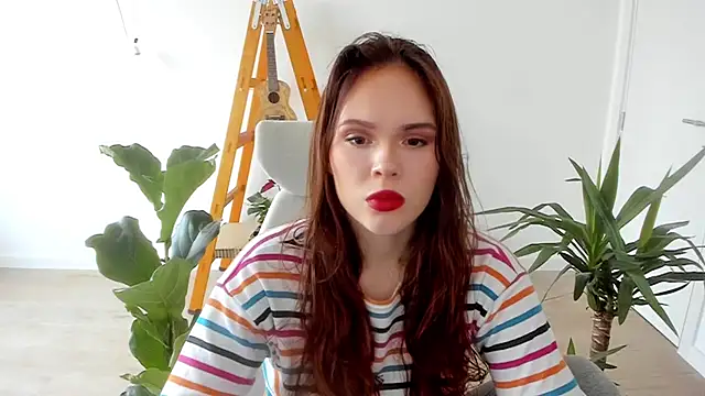 Snapshot of Pokemeboy chatting on 01.10.25 Pokemeboy online show from 01.10.25