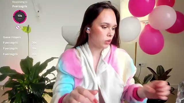 Snapshot of Pokemeboy chatting on 03.05.25 Pokemeboy online show from 03.05.25