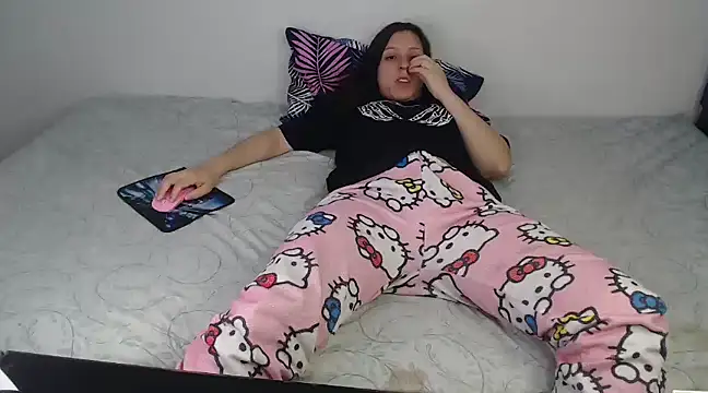 Snapshot of Chanelsexyy chatting on 12.11.24 Chanelsexyy online show from 12.11.24