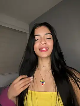 Snapshot of Sammy_pink chatting on 05.19.26 Sammy pink online show from 05.19.26