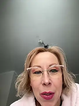 LuxuryNika online show from 02.07.26