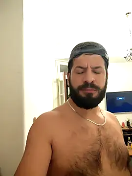 Snapshot of juanci_to chatting on 10.16.25 juanci to online show from 10.16.25