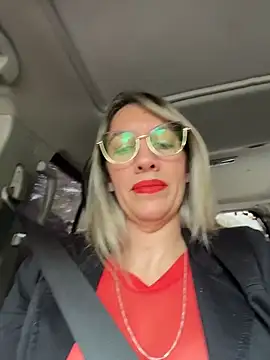 Gatitacarlita online show from 04.11.26