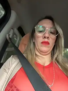 Snapshot of Gatitacarlita chatting on 05.31.26 Gatitacarlita online show from 05.31.26