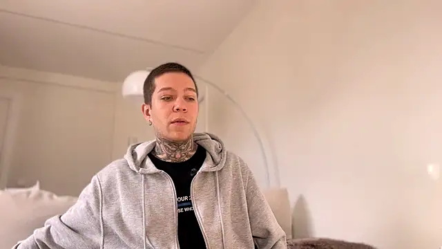 Snapshot of Harry_Jen chatting on 03.15.25 Harry Jen online show from 03.15.25