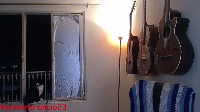 Snapshot of Smoke_trip_Alicia chatting on 09.20.25 Smoke trip Alicia online show from 09.20.25