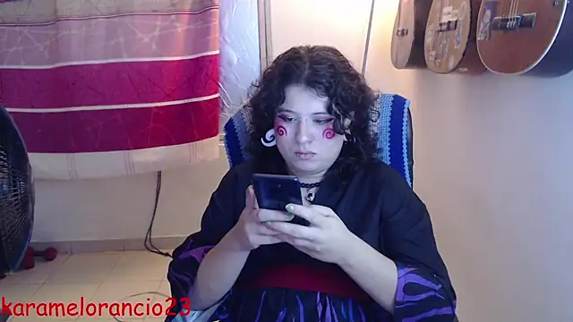 Snapshot of Smoke_trip_Alicia chatting on 09.24.25 Smoke trip Alicia online show from 09.24.25