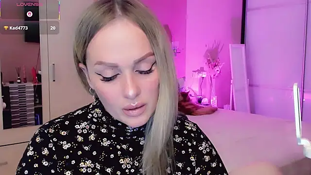 Snapshot of Libby_Nora chatting on 04.23.26 Libby Nora online show from 04.23.26