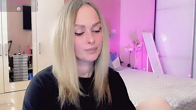 Snapshot of Libby_Nora chatting on 05.14.26 Libby Nora online show from 05.14.26