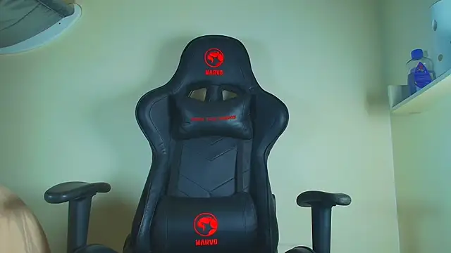 Snapshot of angeliquevany chatting on 03.11.25 angeliquevany online show from 03.11.25