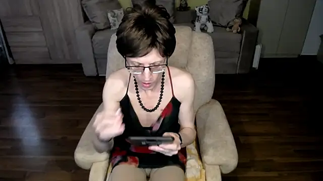 clementine online show from 04.07.26