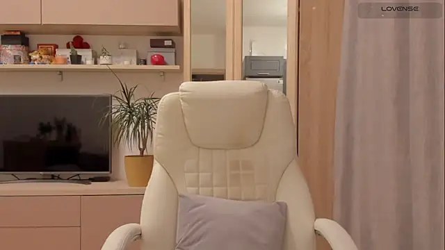 Jenny Evans online show from 03.16.25