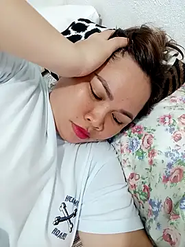 XXLorie 02 online show from 10.04.25