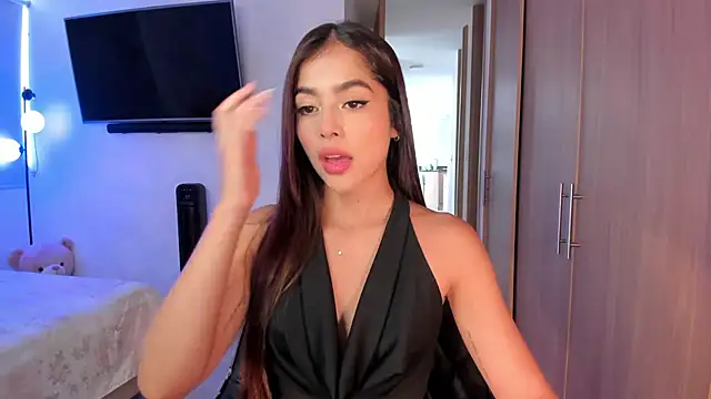 AmyDavis  online show from 04.27.26